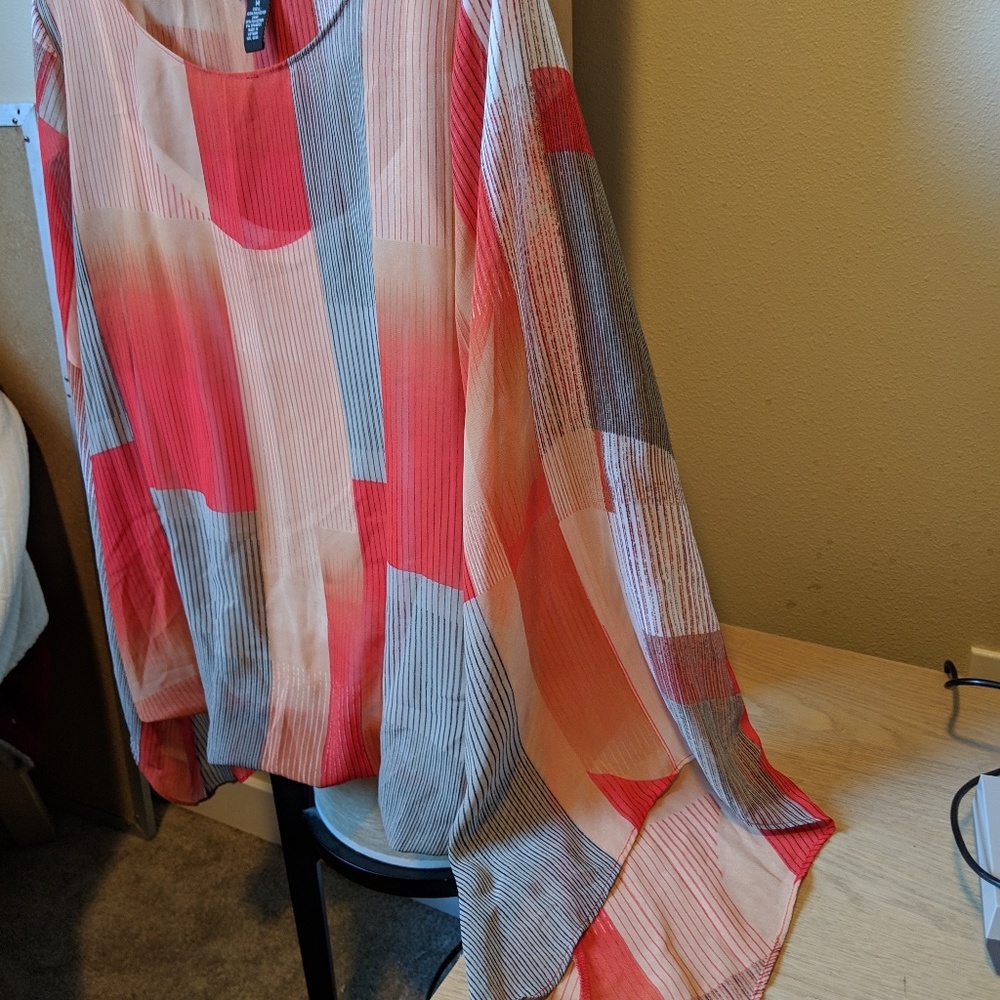 Alfani hankerchief sleeve blouse